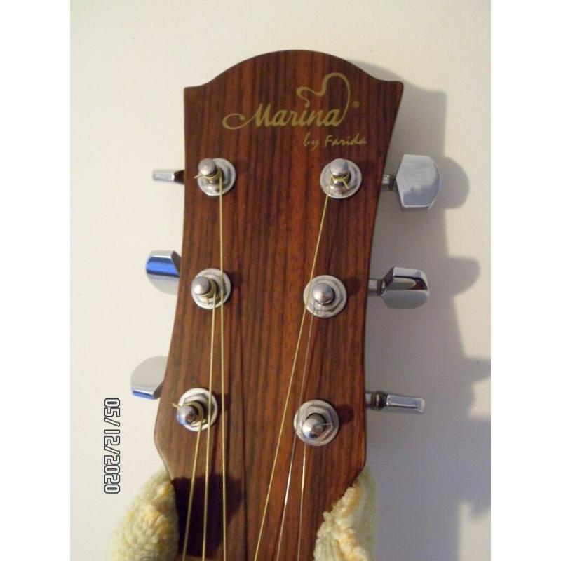 **GORGEOUS FARIDA ELECTRO ACOUSTIC/PADDED BAG**