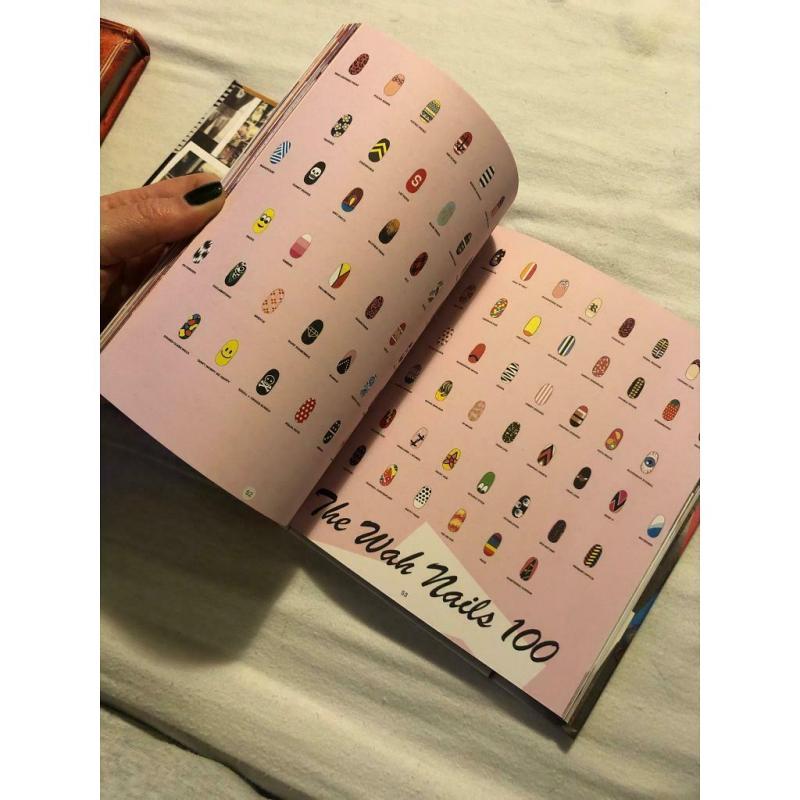 Nail Art Book