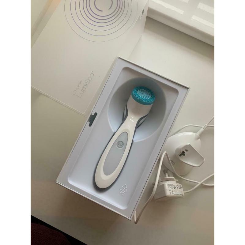 Nuskin LumiSpa Beauty Device