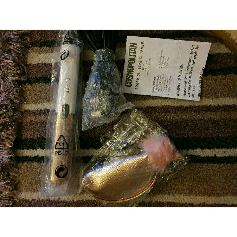 Cosmopolitan argan oil infused straighteners reduced