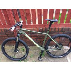 Bianchi Methanol 27.3 SL(650b) Carbon Fibre mountain bike.