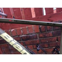 Bianchi Methanol 27.3 SL(650b) Carbon Fibre mountain bike.