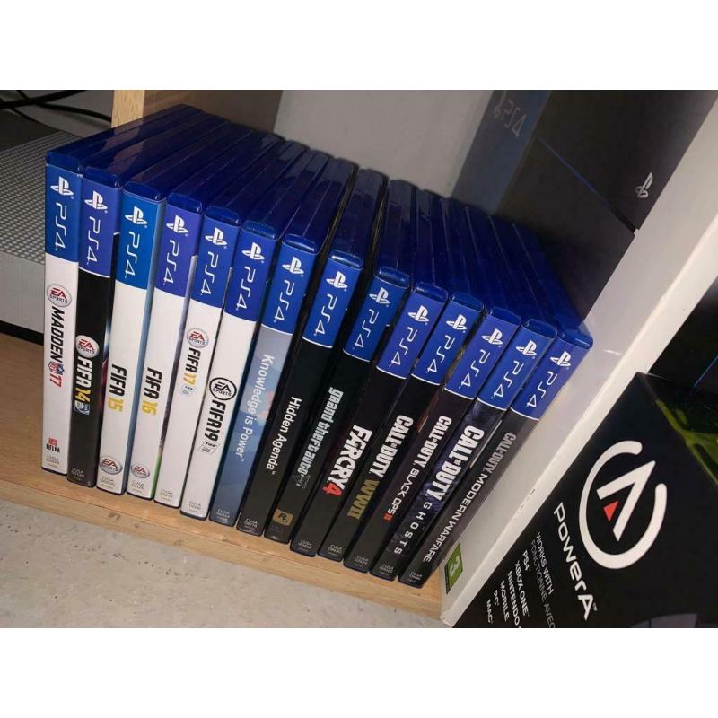 PS4 with 14 games