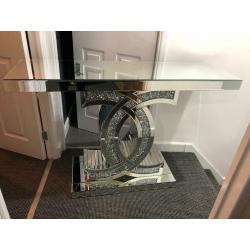 Console table