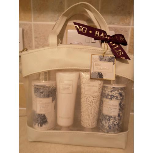 Baylis & Harding