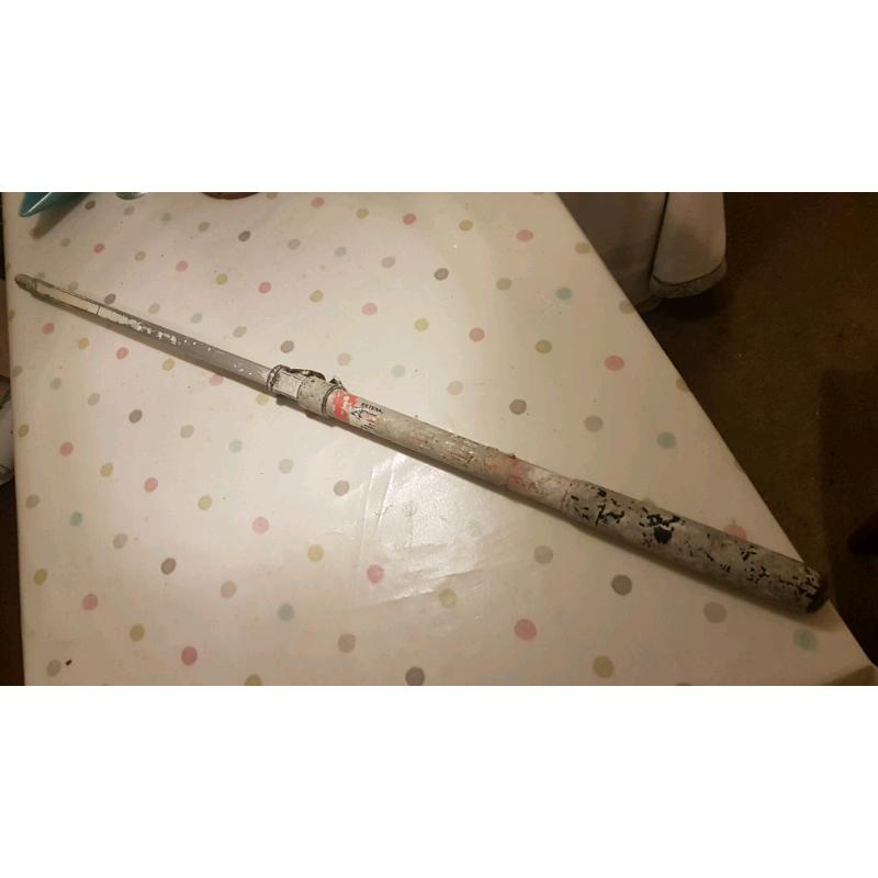 Extending painting pole. Jiffyloc. 2-4ft.