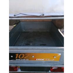 Camping trailer