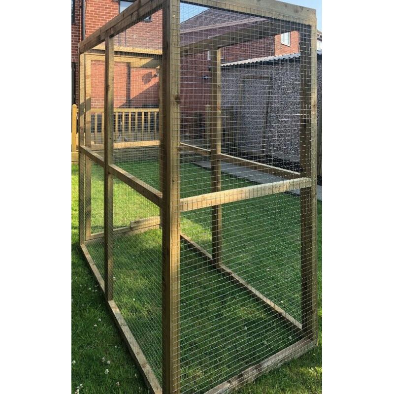 6-ft by 4-ft Pet Enclosure