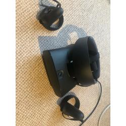 Oculus Rift VR Headset (like new)