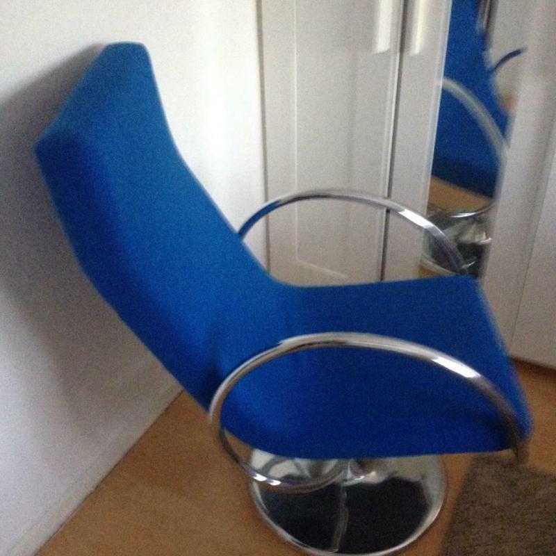 GONE Blue chair FREE