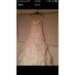 Ivory wedding dress