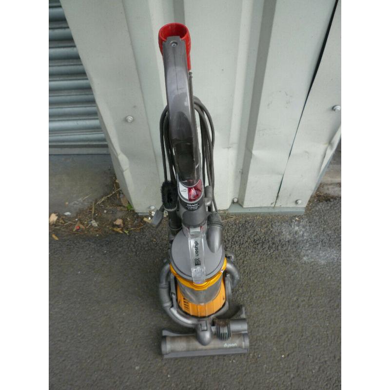 Dyson DC25 Upright Vacuum DC 25 Good Working Order