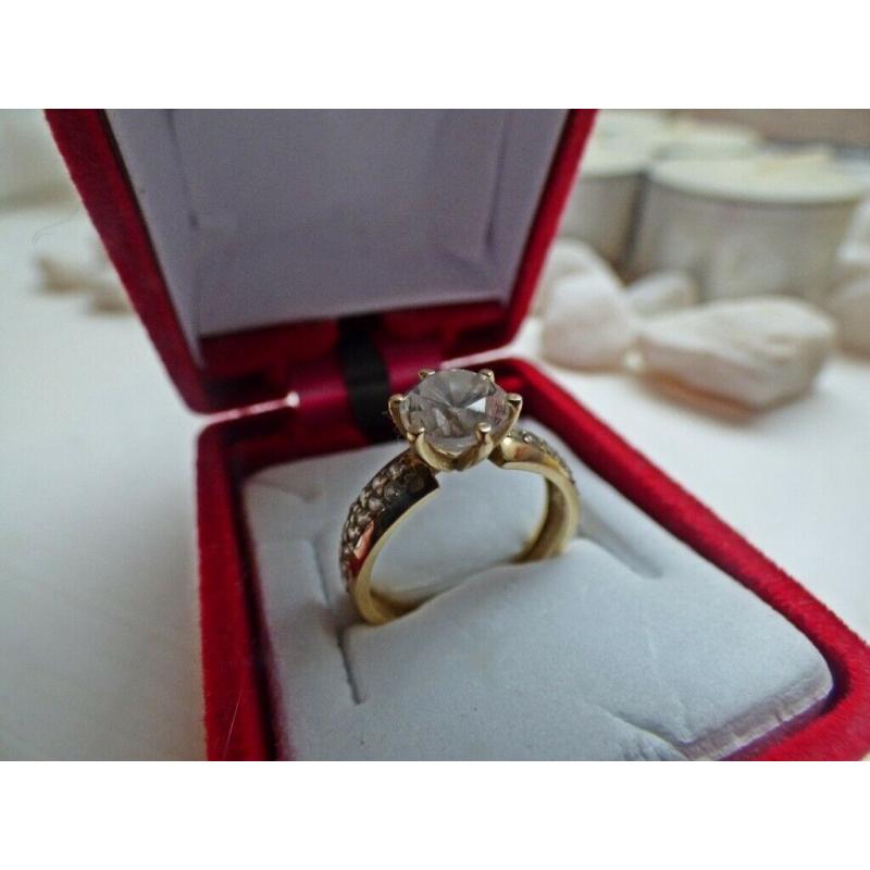 Gold Ring 585. Beautiful