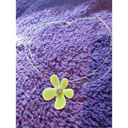 Green flower necklace