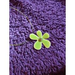 Green flower necklace