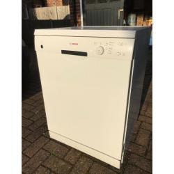 BOSCH SMS40T32GB Full-size Dishwasher - White