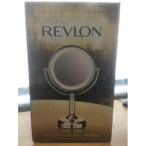 Illuminated make up mirror
