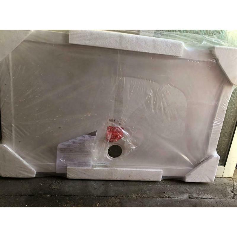 Shower Tray with Slight Crack On One Side - complete with original packaging