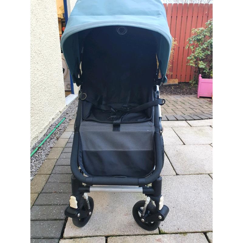 Bugaboo Chameleon with car seat and isofix base