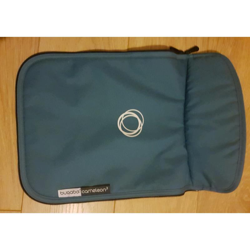 Bugaboo Chameleon with car seat and isofix base