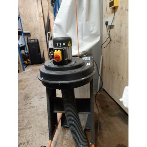 New dust extractor