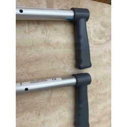Walking sticks adjustable x2