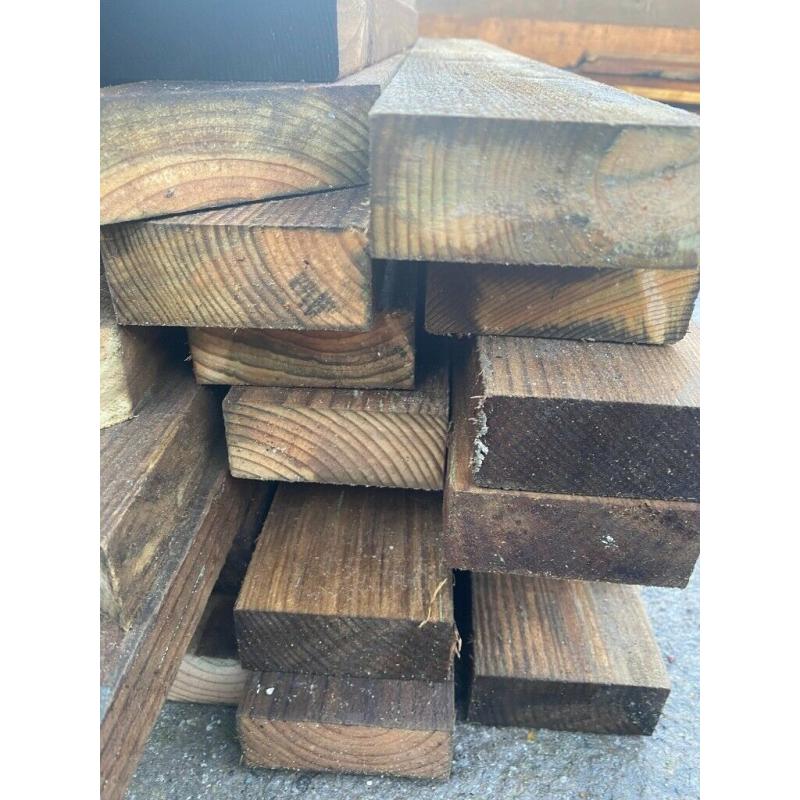 100 x random treated timber lengths as pictured