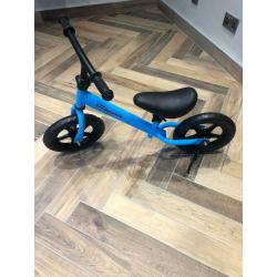 Balance bikes new and boxed ?30