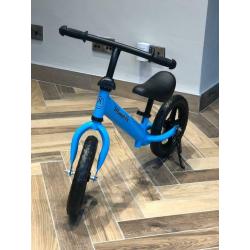 Balance bikes new and boxed ?30