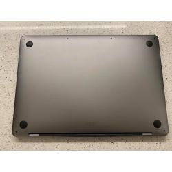 Apple MacBook Pro (2019) 13in with Touch Bar silver. Proof of purchase receipt Like new ?1000