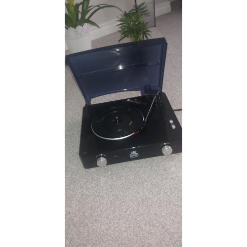 Gpo vinyl player