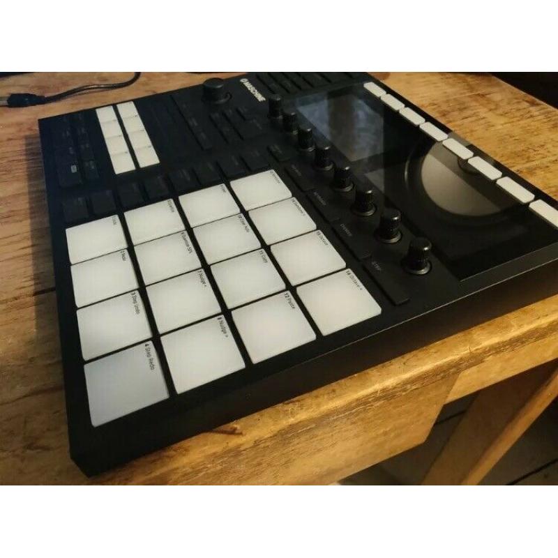 Native Instruments Maschine MK3 NEW!!!