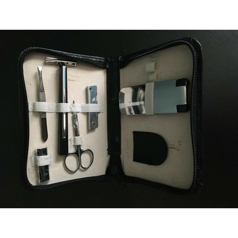 Men's grooming kit