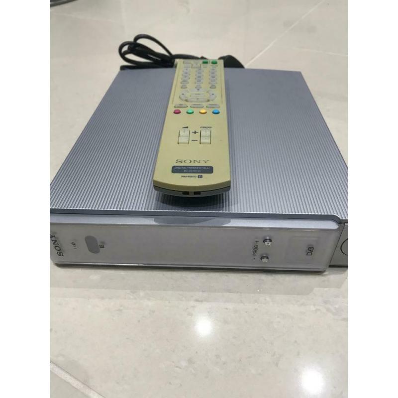 Freeview Digital TV Set Top Box Sony VTX D800U