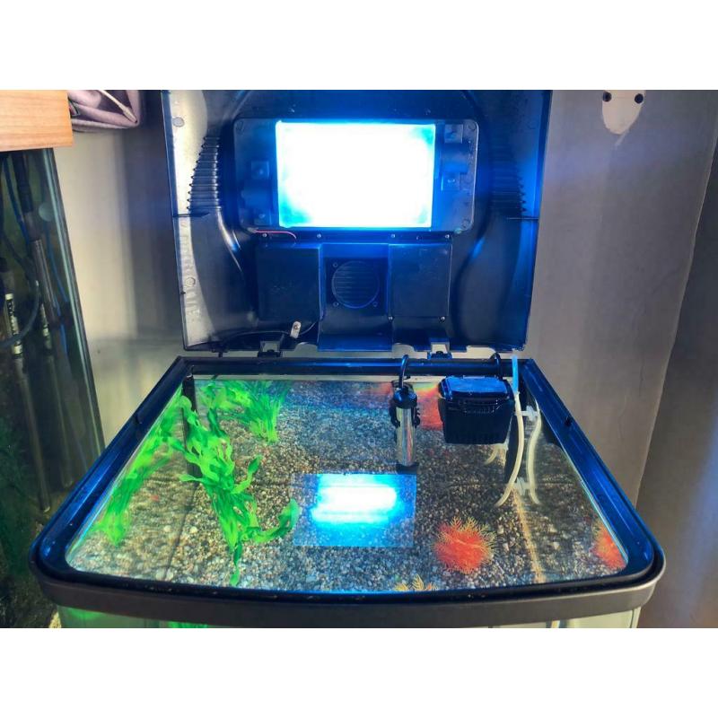 Fish tank (52 Litre)