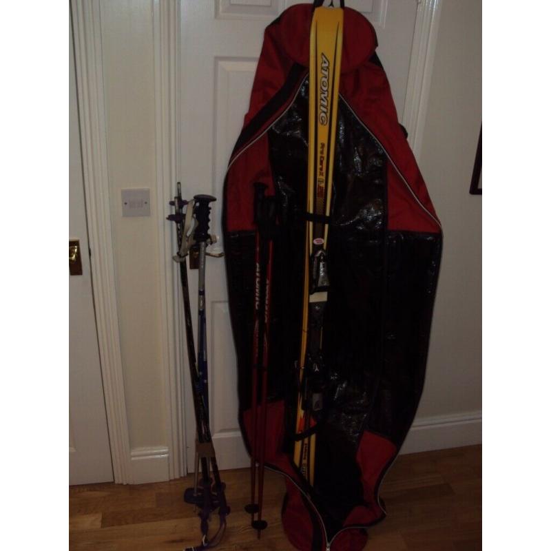 Skis, boots & bag for sale. Dereham