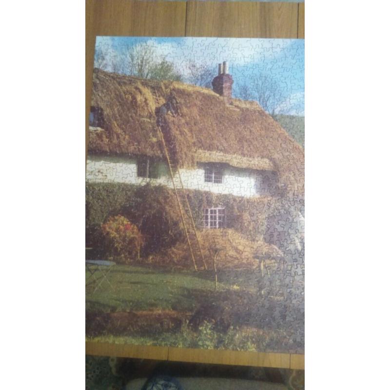 vintage jigsaw thatching cottage and buckingham palace