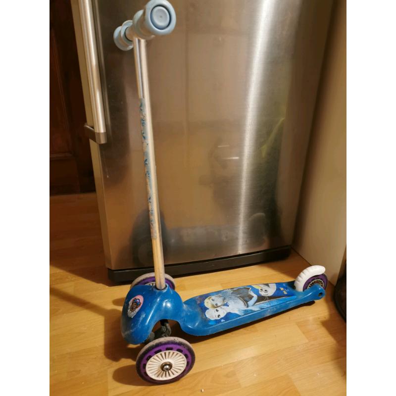 3 wheeled frozen scooter