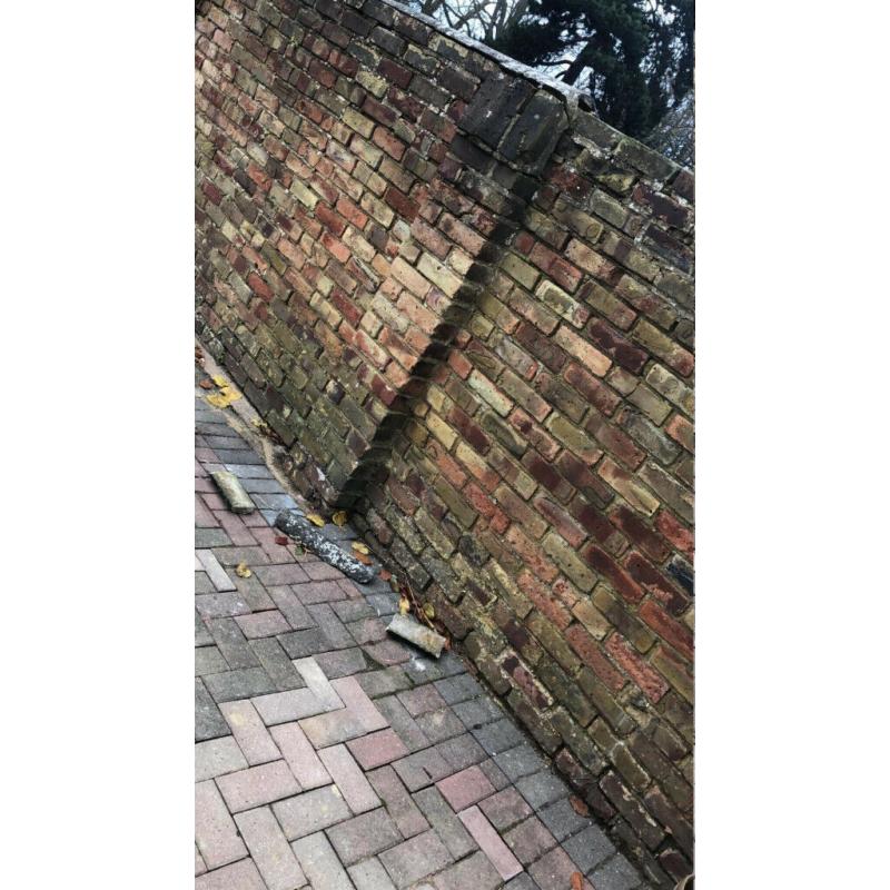 Reclaimed Multi Stock Bricks.