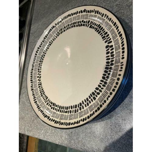 Used Dinner plates set