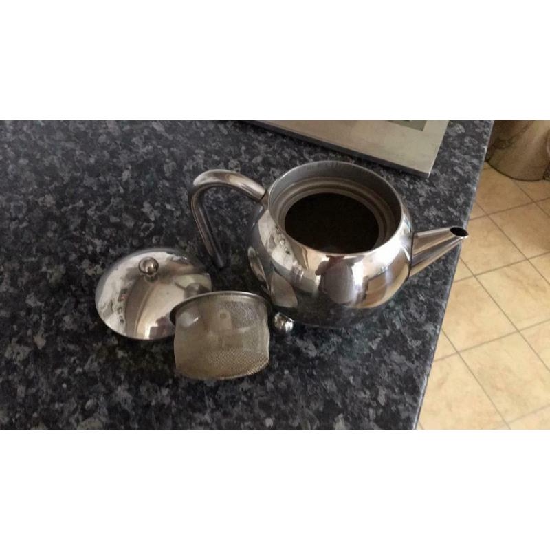 Tea pot retro type