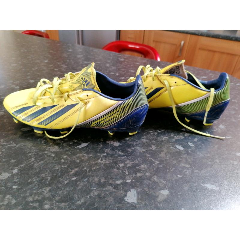 Adidas football boots worn but very good condition