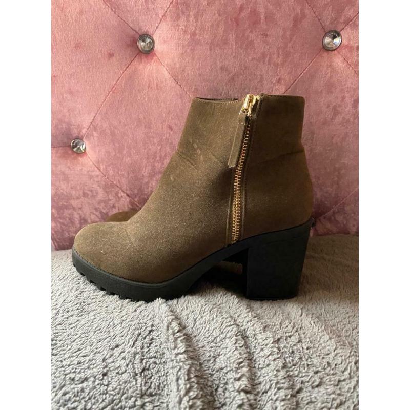 River island ankle boots