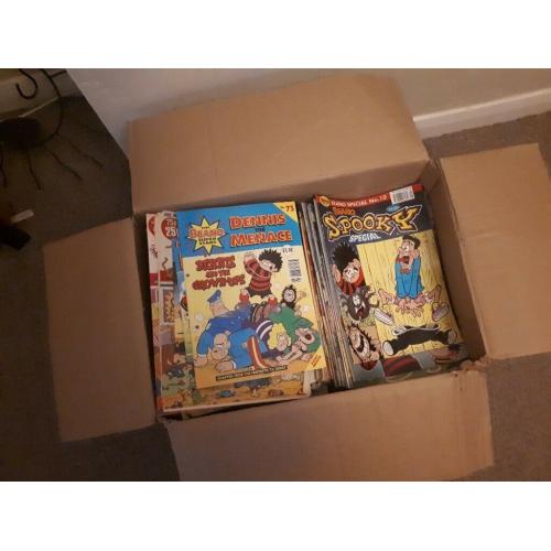 Beano comics job lot of 275 + 63 Dandy mags + extras