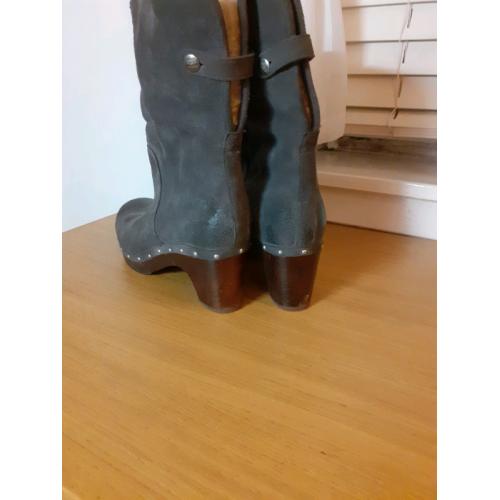 UGG boots