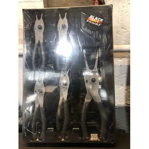 Snap on circlip pliers