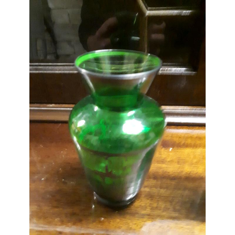 2no Green Glass Lovely Small Vases.
